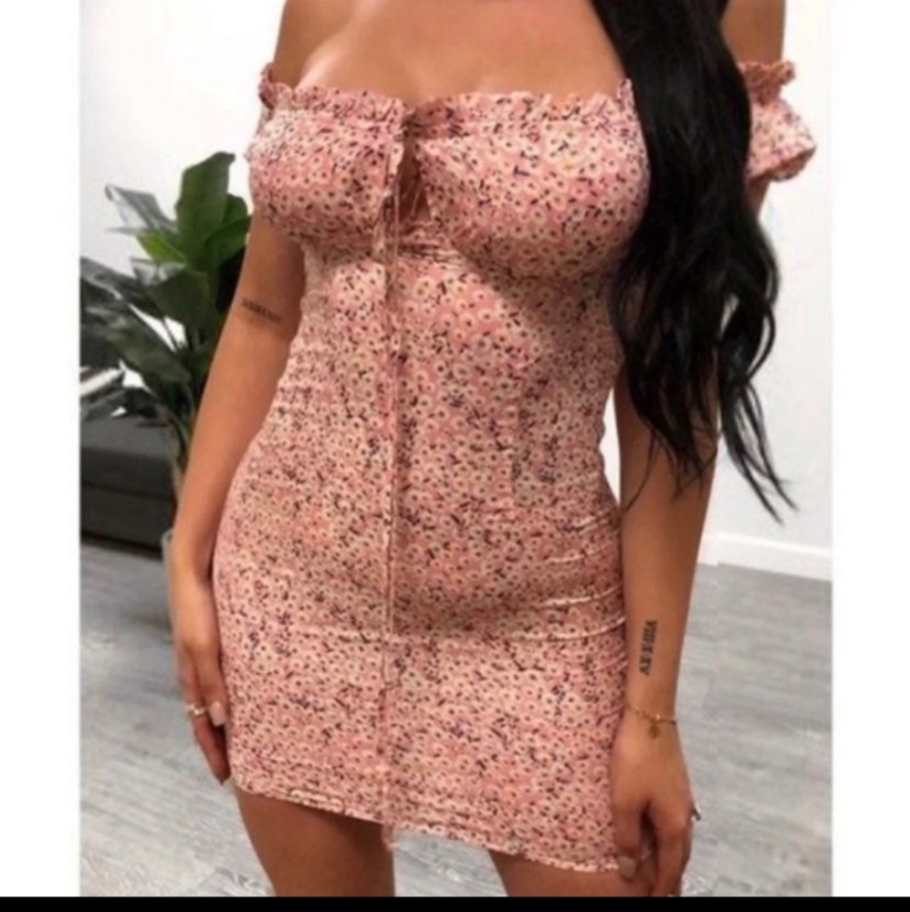 Lauras boutique mini dress